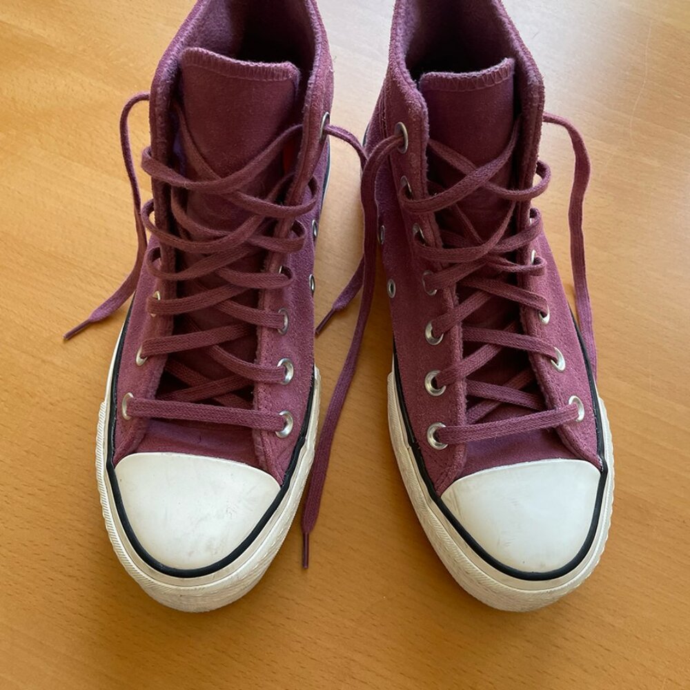 Converse suede platform hi-tops, size 6